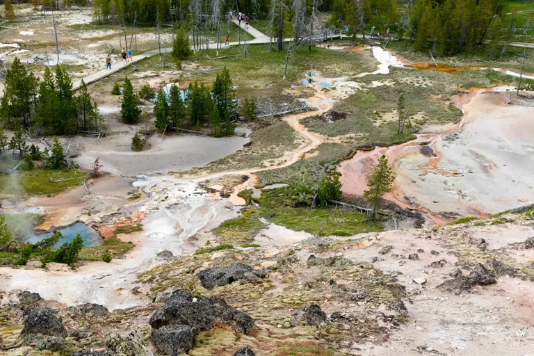 Yellostone’is asub kaks kolmandikku maailma geisritest.