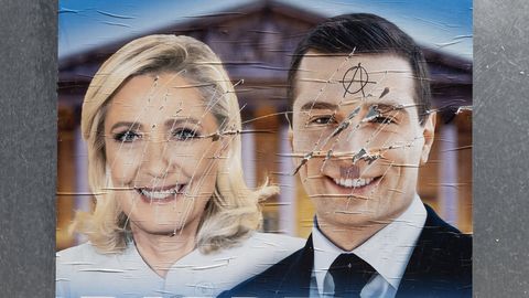 KOKKULEPE ⟩ Paremäärmuslaste võidu takistamiseks on Prantsusmaal loobunud 220 vastaste kandidaati