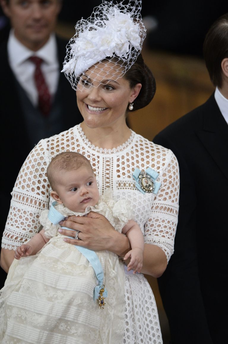 Rootsi kroonprintsess Victoria ja prints Oscar printsi ristimisel 27. mail 2016
