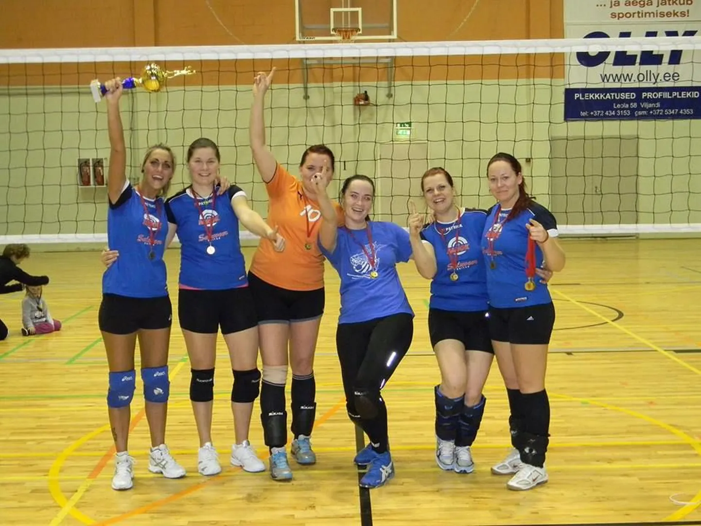 Pärsti naiskond võitis maakonna teiseks liigaks nimetatava võrkpalliturniiri.