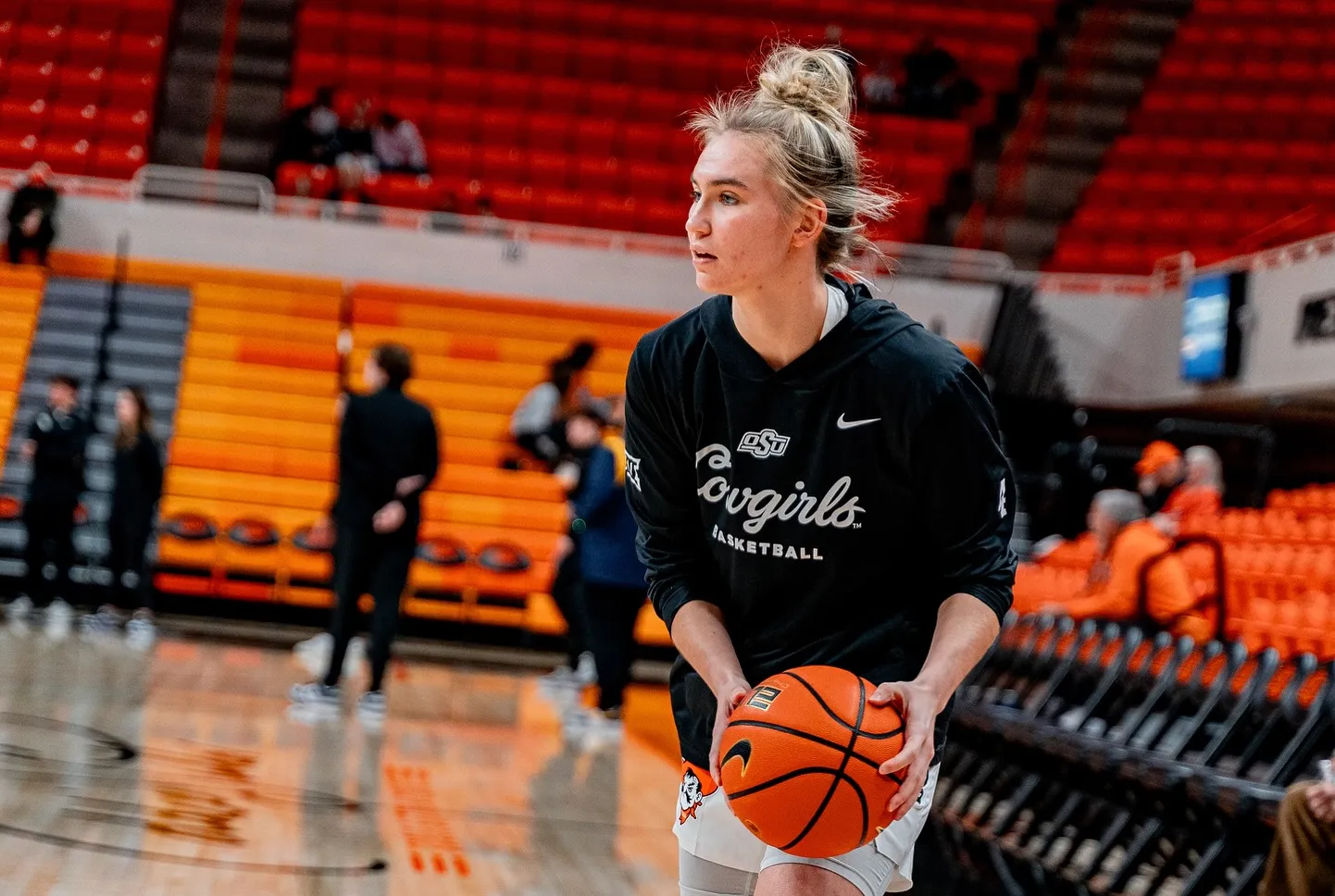 Anna Gret Asi esindas kolmel viimasel hooajal Oklahoma State Cowgirlsi.