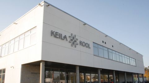 VIDEO ⟩ Spordiklubis tõukas treener eakat külastajat, kes pa