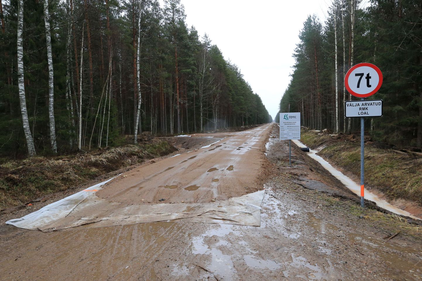 Meeksi vallas rekonstrueeritakse Kollo - Rihtepera metsateid kokku 24,12 kilomeetri ulatuses.