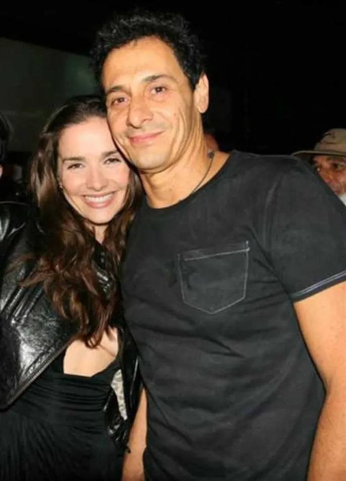 Орыс лесбиянкалары асүйде қалың топта жыныстық қатынасқа түсуде