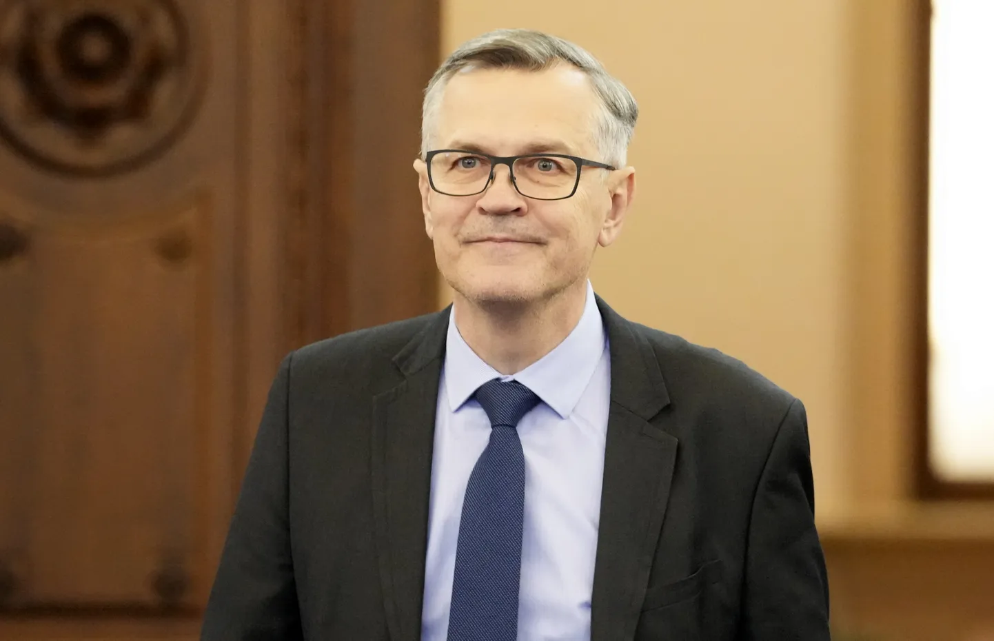 Saeimas deputāts Ainars Latkovskis Saeimas sēdē, kur otrajā lasījumā skata 2024. gada valsts budžetu un budžeta ietvaru 2024., 2025. un 2026. gadam.