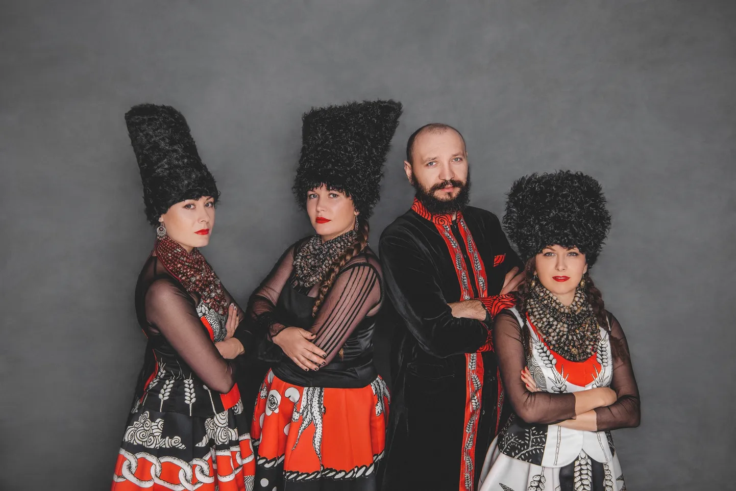 Ukraiņu mūziķi " DakhaBrakha" jau 25. augustā uzstāsies Mežaparkā