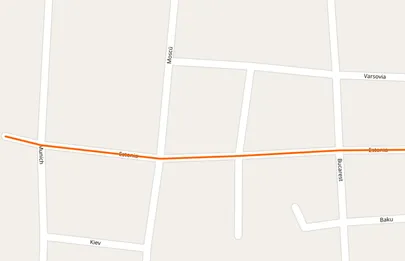 Loja linnas on Eesti tänav risti Moskva tänavaga.