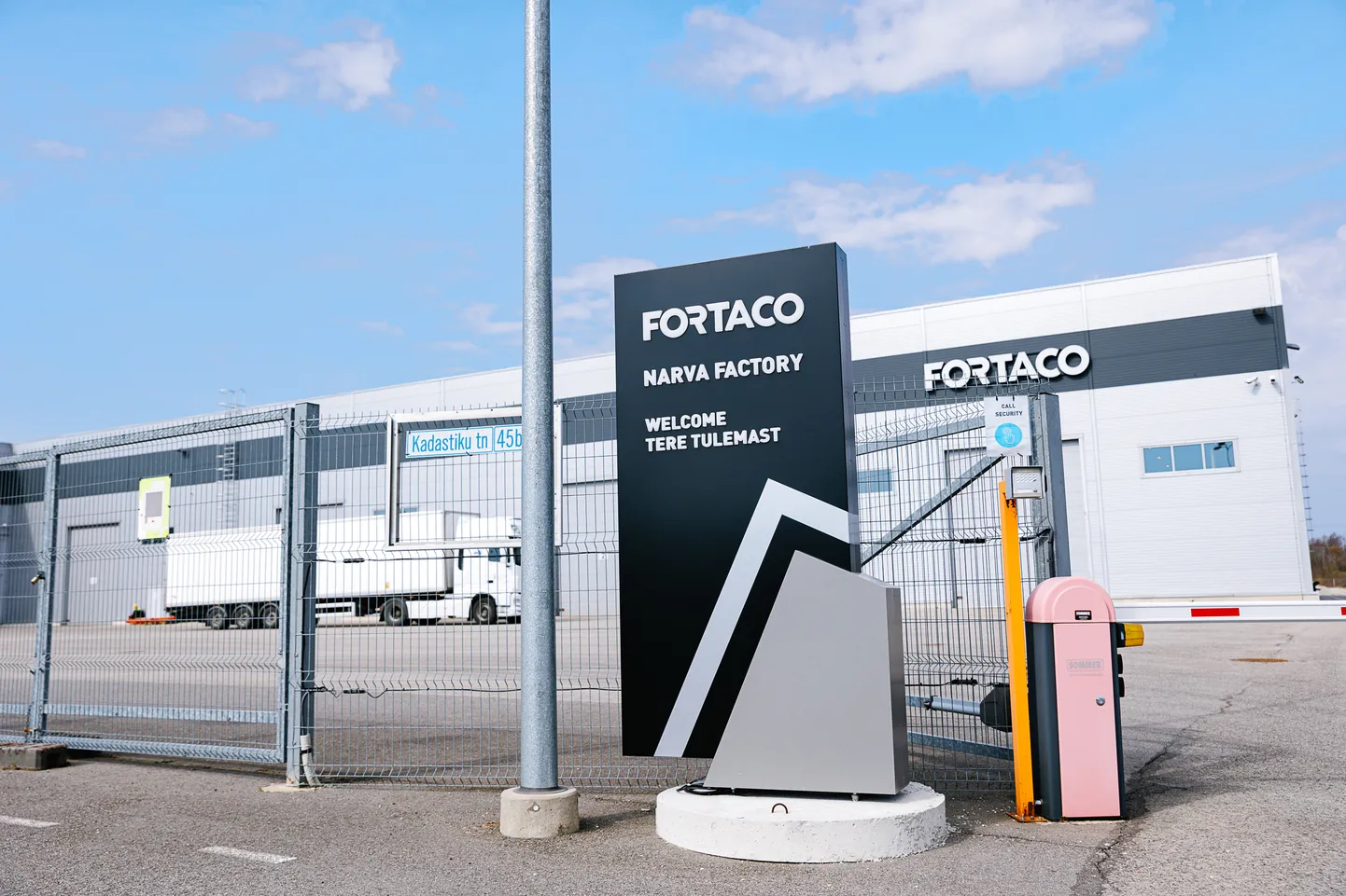 Fortaco uus tootmishoone paikneb Kadastiku tööstusalal.