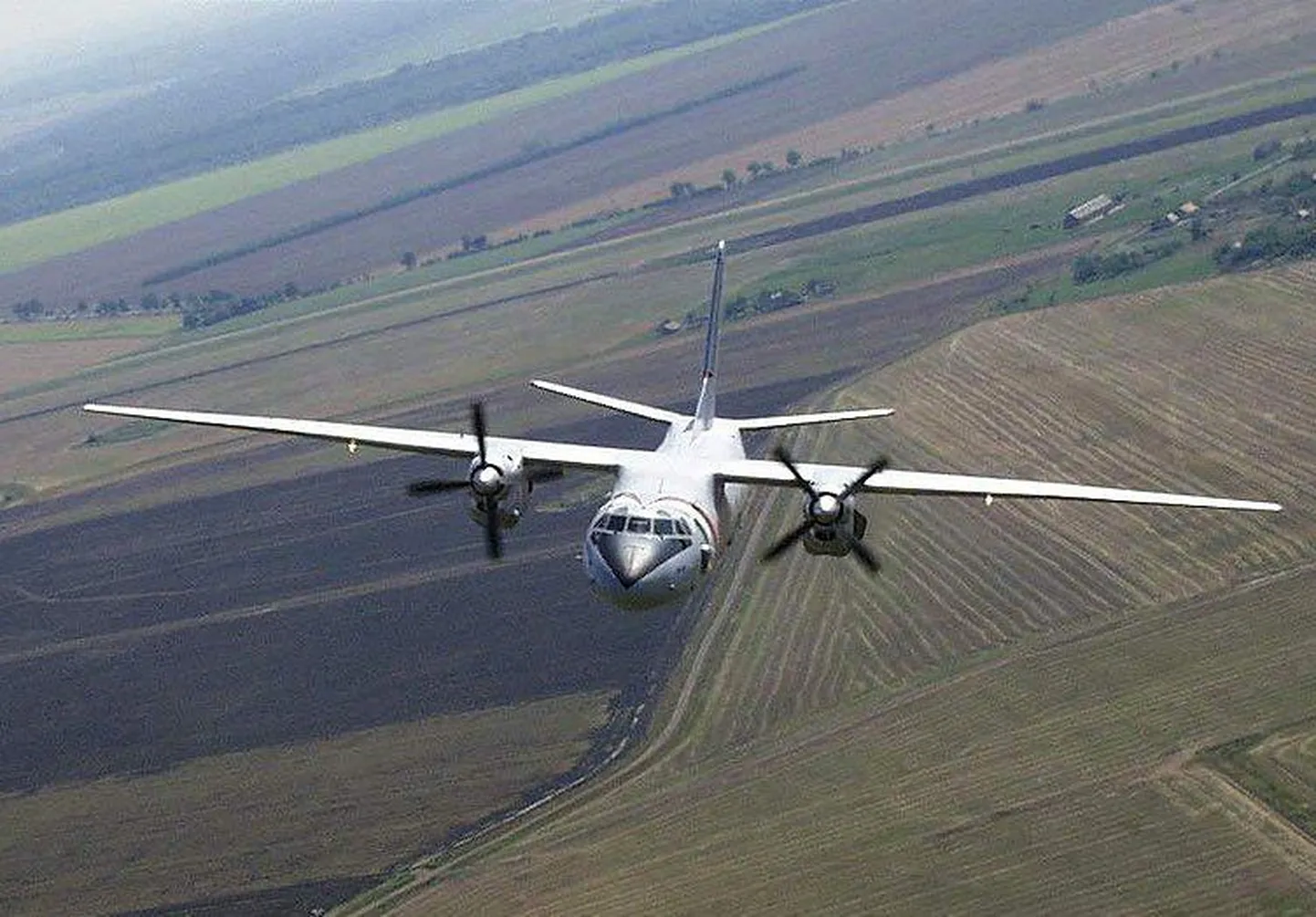 Lennuk AN-26.