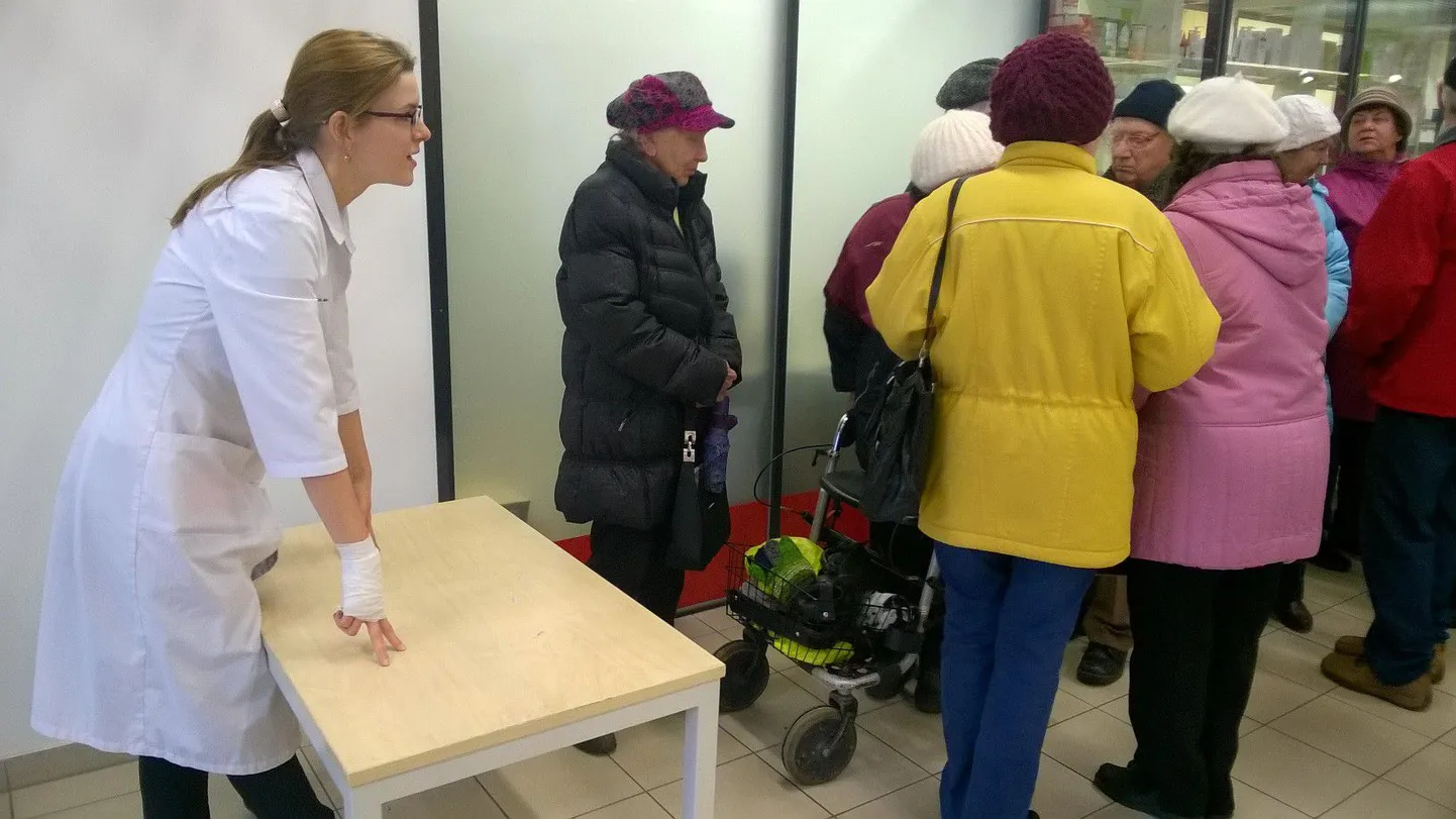 Paide Selveris mõõdeti tasuta veresuhkrut.