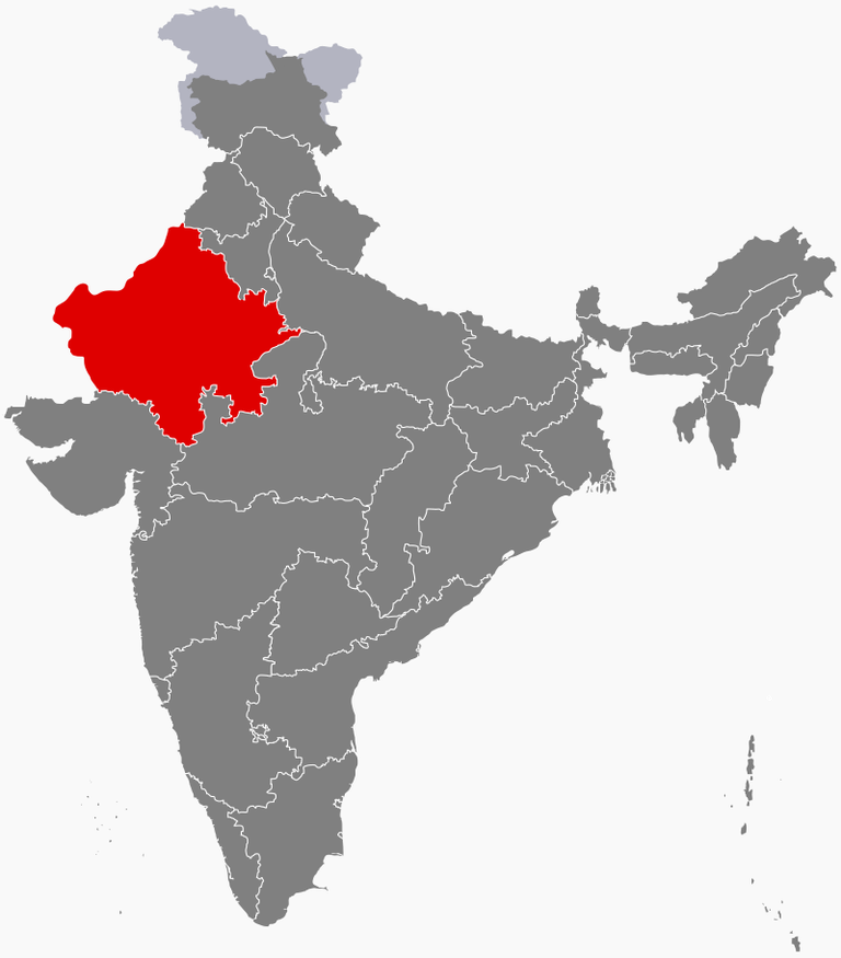 Rajasthani asukoht India kaardil (punasega)