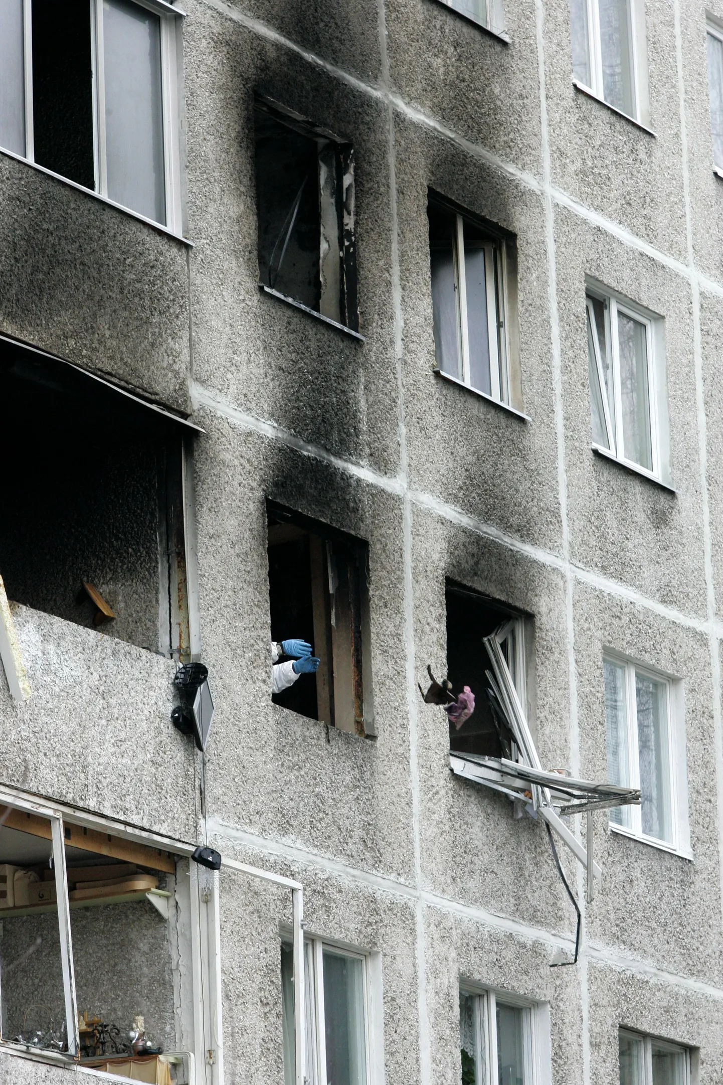 Plahvatuses kannatada saanud Kuldnoka tänava kortermaja.