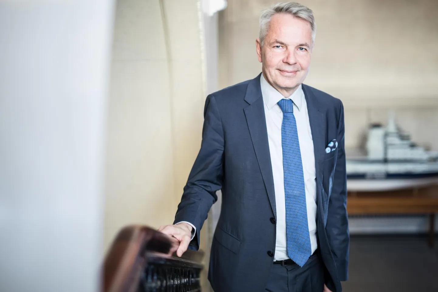Välisminister Pekka Haavisto (pildil) ümber keerlev skandaal kujuneb Sanna Marini valitsuse esimeseks valupunktiks.