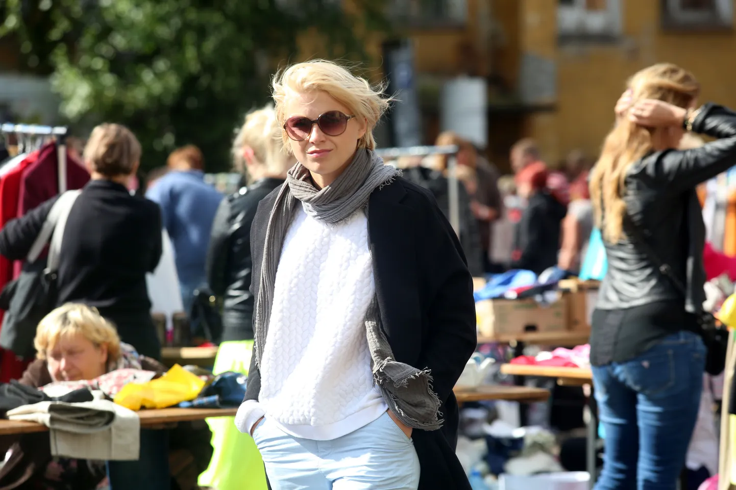Telliskivi loomelinnakus toimus suur kibrufestival.
Totaalse stiilimuutuse läbi teinud Kene Vernik