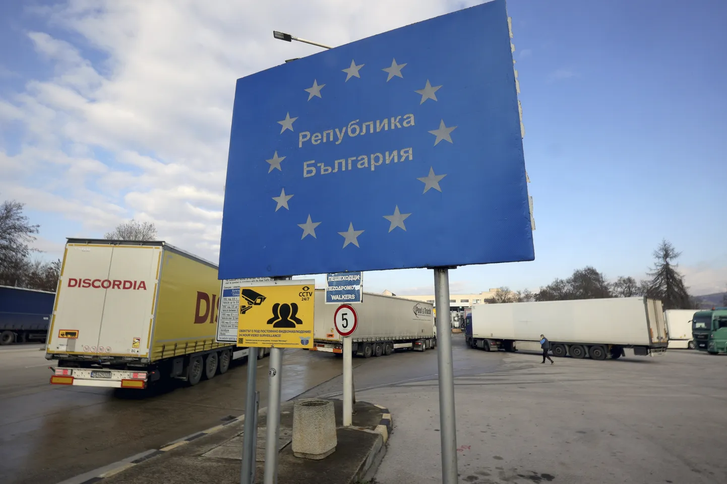 Rekkad Kreeka-Bulgaaria piiripunkti juures Kulatas 12. detsembril 2024. aastal.