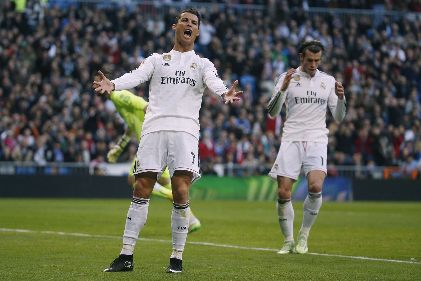 Cristiano Ronaldo (vasakul) polnud meeskonnakaaslase Gareth Bale'i tegutsemisega rahul