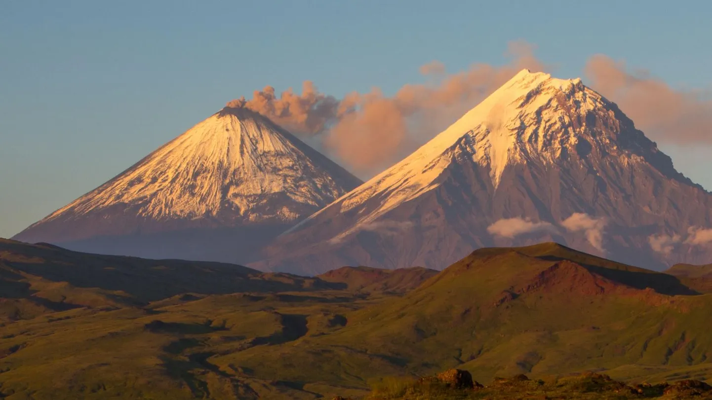 Kljutševskaja sopka ja Kameni vulkaanid.