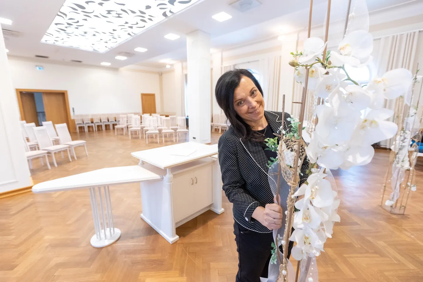 Paide raekoja kaunis saal on populaarne abiellumispaik, teab Paide linnavalitsuse perekonnaseisutoimingute spetsialist Kristina Lill öelda.