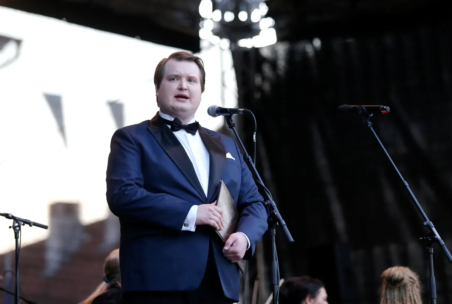 Pärnu kontserdimajas esinevad Marko Matvere, Reigo Tamm (pildil), Jassi Zahharov, Oliver Kuusik ja Kalle Sepp.