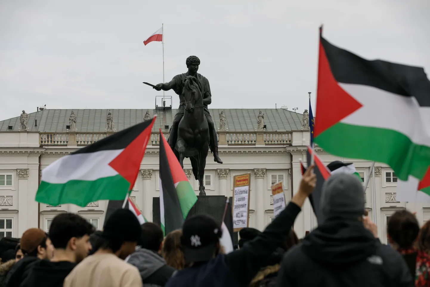 Palestiina lipud ülemöödunud nädalal toimunud meeleavaldusel Poola pealinnas Varssavis.