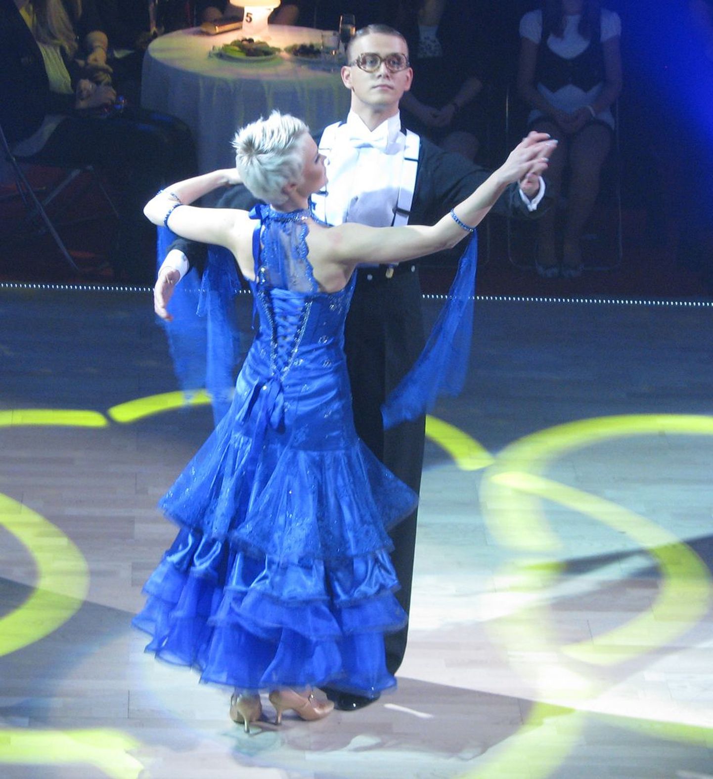 Liina Vahtre ja Mairold Millert tantsivad reedel Pärnus.