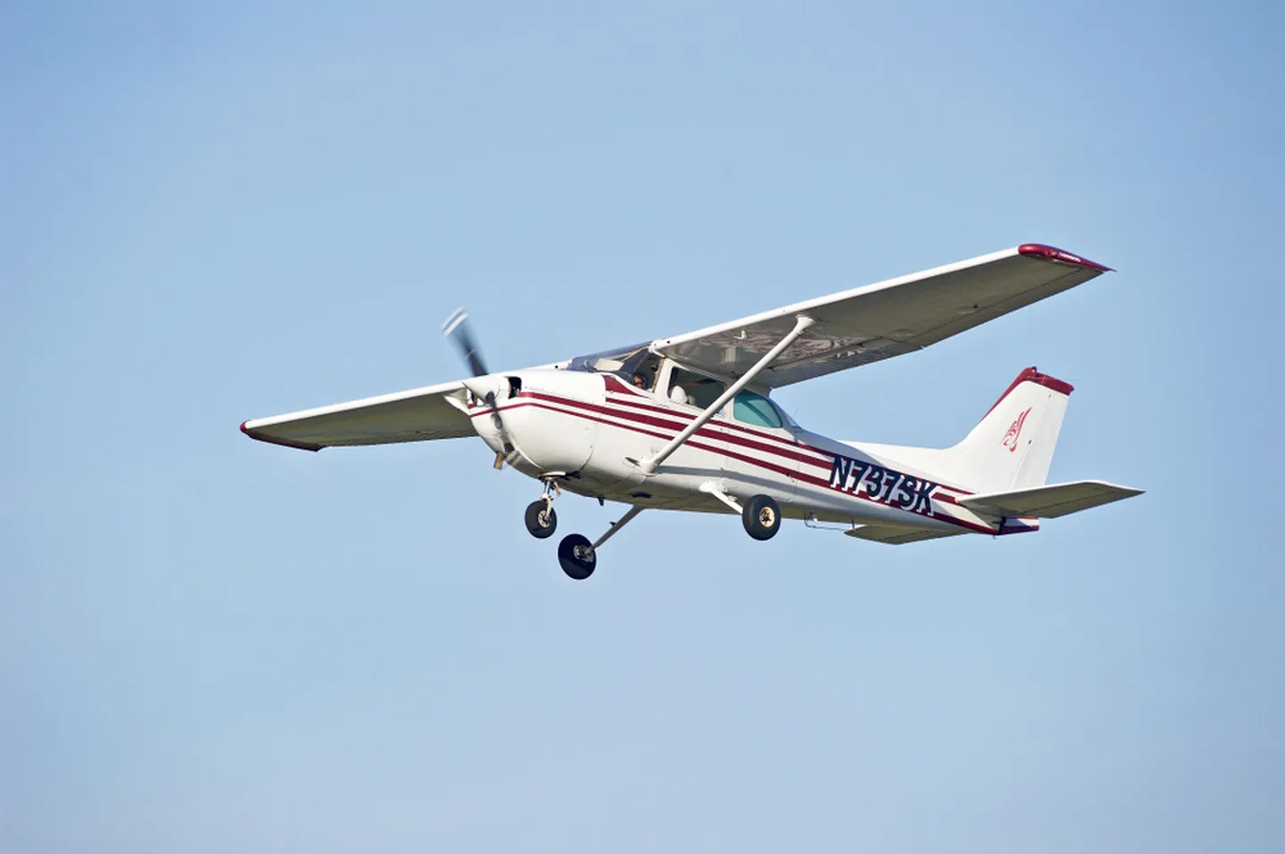 Väikelennuk Cessna Skyhawk.