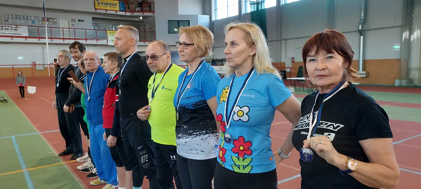 На старт соревнований памяти Александера Транстока вышли десять участников.
