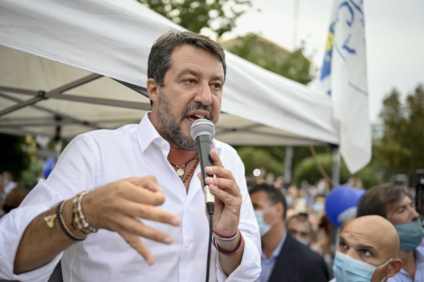 Itaalia paremäärmusliku Liiga liider Matteo Salvini valimiskampaania üritusel.