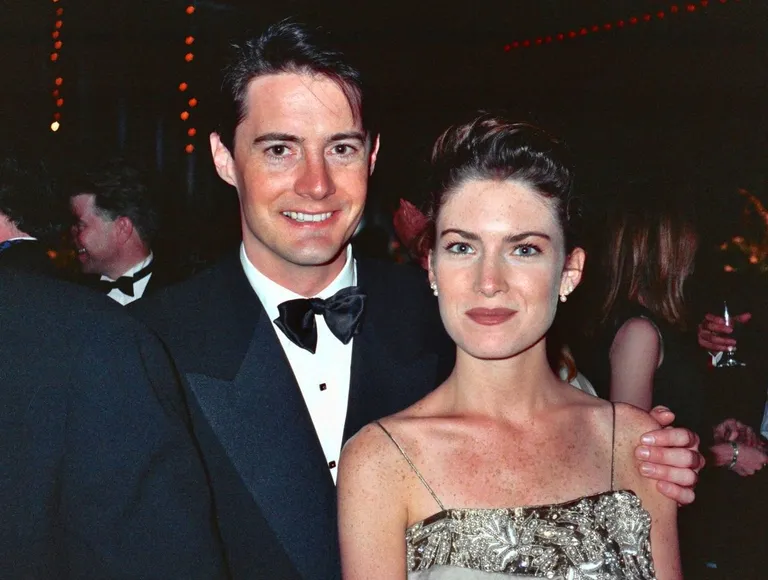 Kyle MacLachlan ja Lara Flynn Boyle 1990. aastal Emmy teleauhindade jagamisel