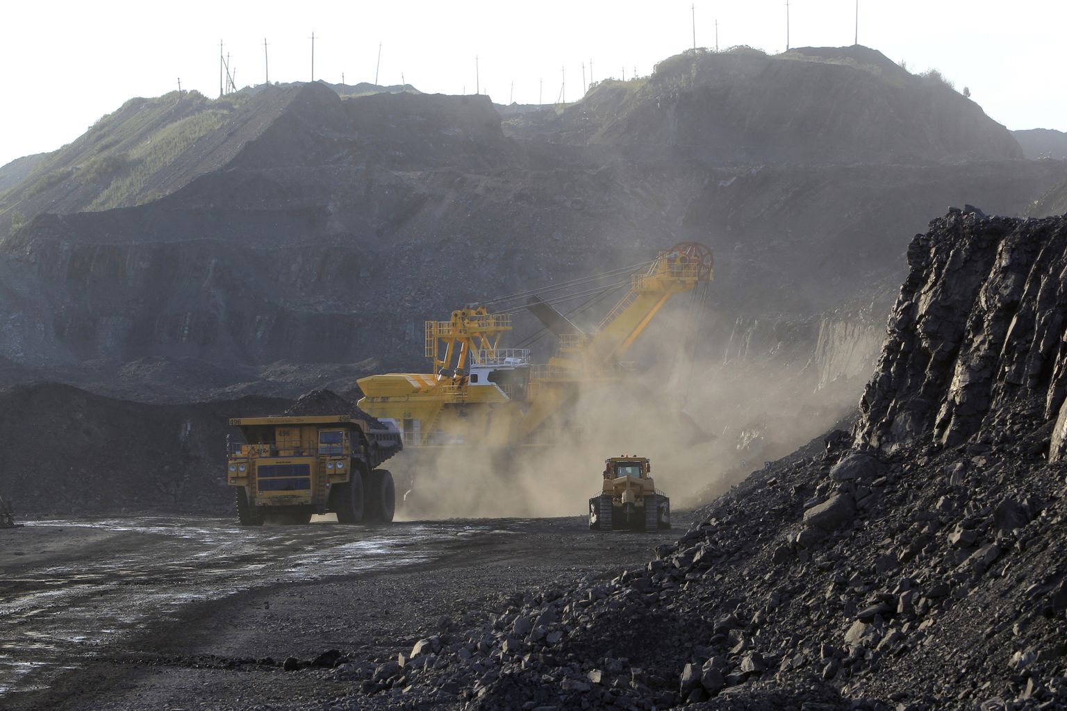 Muuhulgas veetakse kivisütt Kuzbassrazrezugoli kaevandustest.