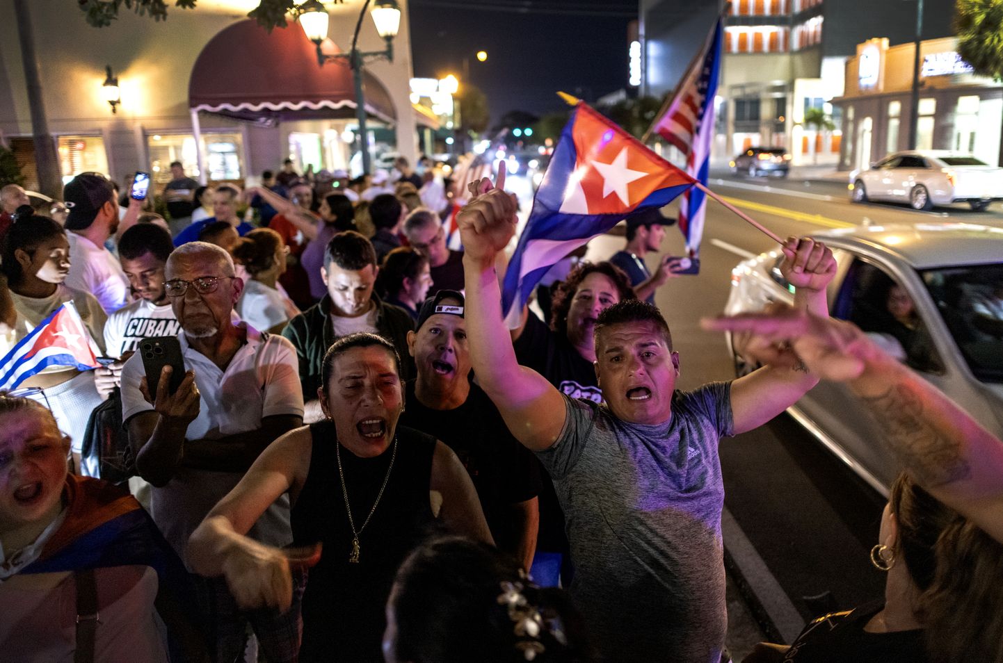 USAs elavad kuubalased avaldasid solidaarsusest kodumaal viibivatele rahvuskaaslastele meelt Miamis.