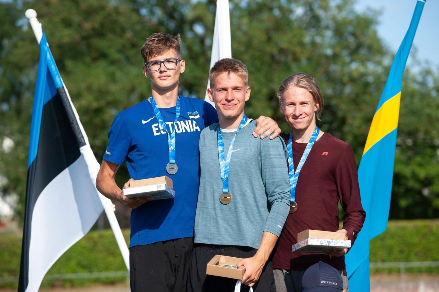 Kaks nädalat tagasi Eesti noorte meistrivõistlustel mehetegusid teinud ja U18 arvestuses kaksikvõidu vormistanud Marten Roasto (kuld) ja Andreas Hantson (hõbe) tõid ka läinud nädalavahetusel Lätist Balti meistrivõistlustelt häid tulemusi, mis aitasid Eesti võidule.