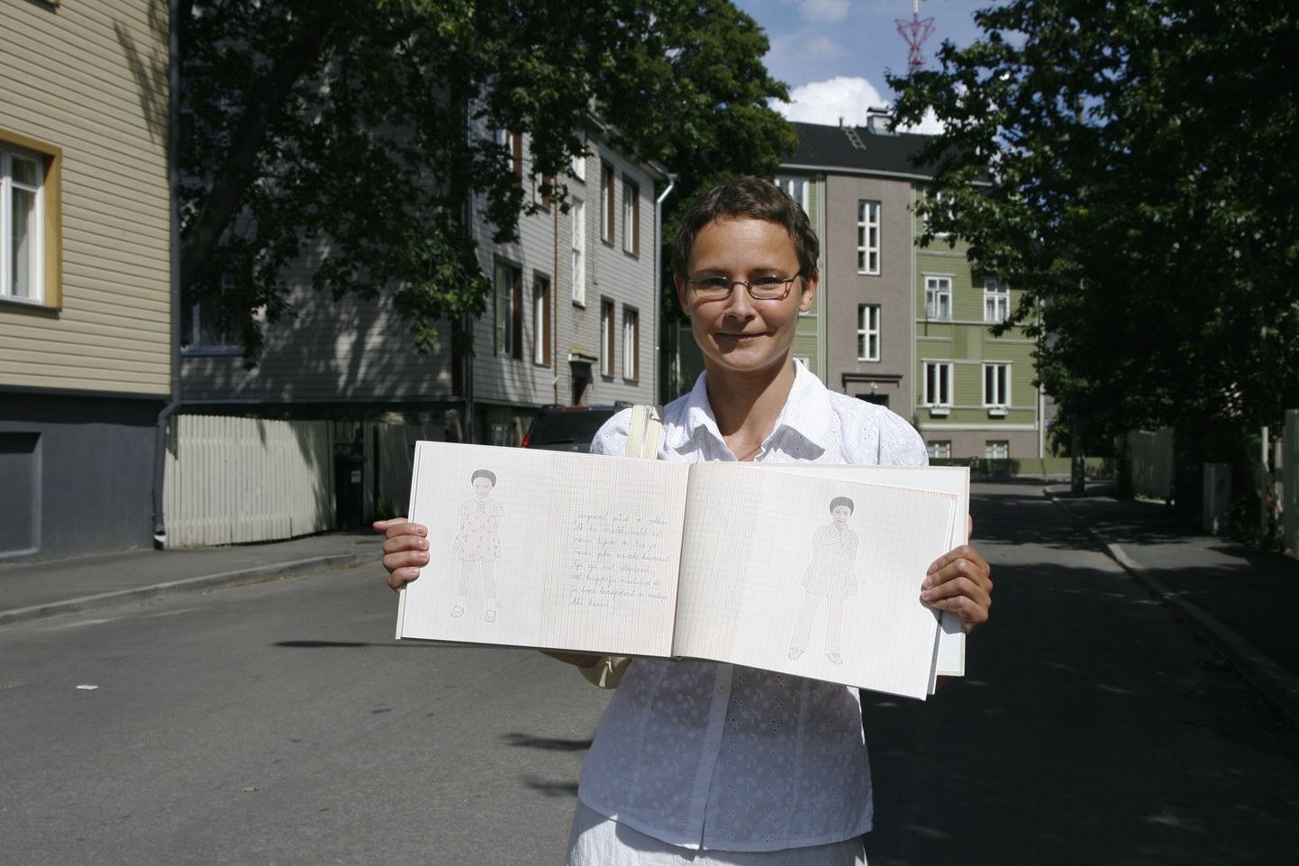Kadri Hinrikus oma raamatuga "Miia ja Friida".