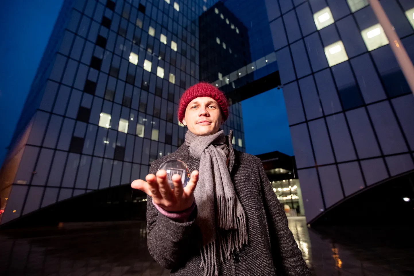 Sambaraha loomingusse investeerinud kunstnik Sten Eltermaa jäeti raha väljavõtmisega ilma loovisikutoetusest.