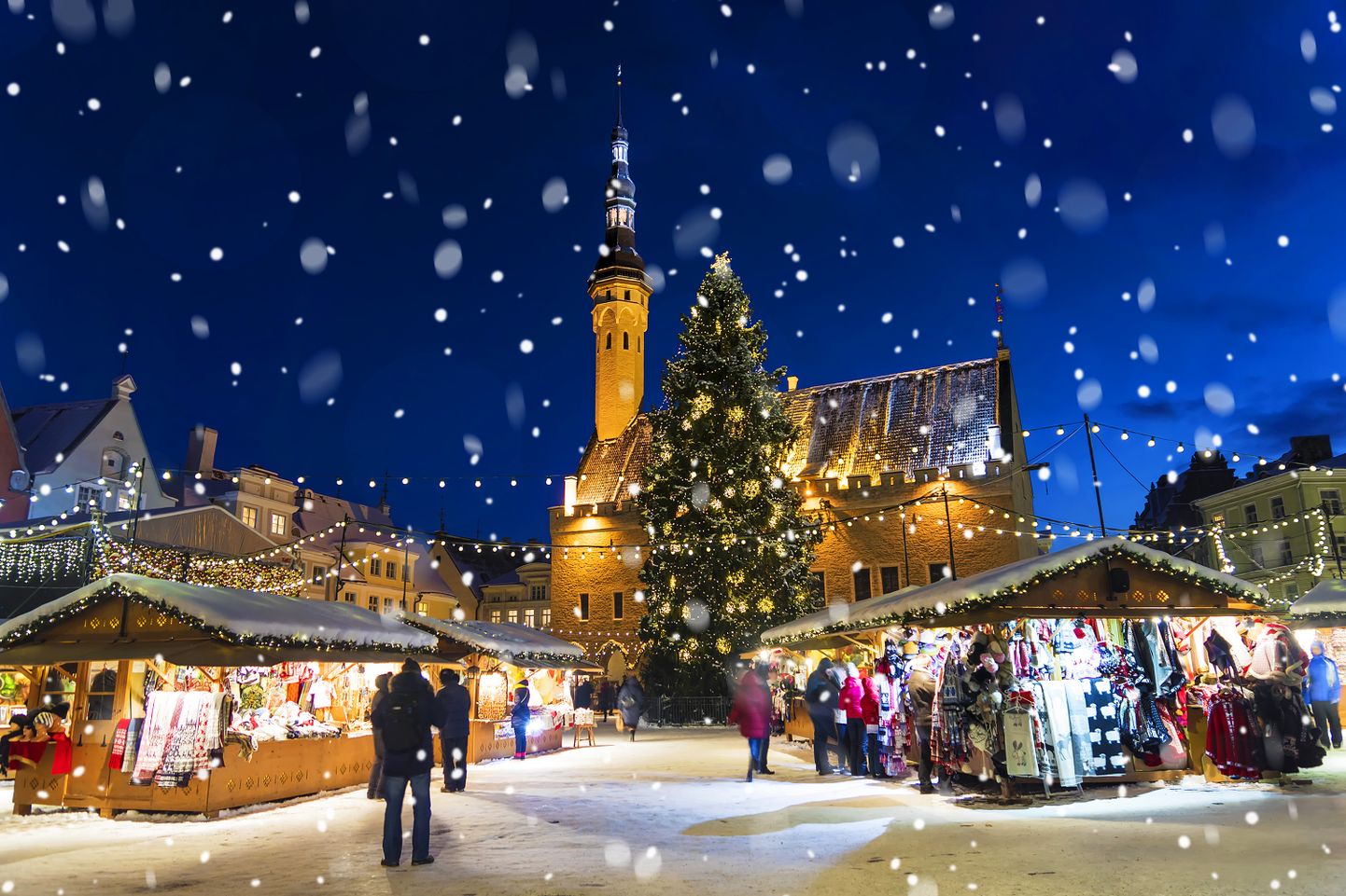 Рождественский рынок в Таллинне. Иллюстративное фото