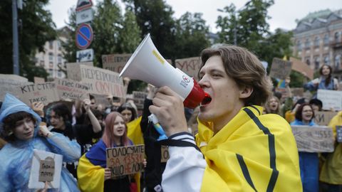 Ukrainas parlaments atjauno pretkorupcijas institūciju neatkarību
