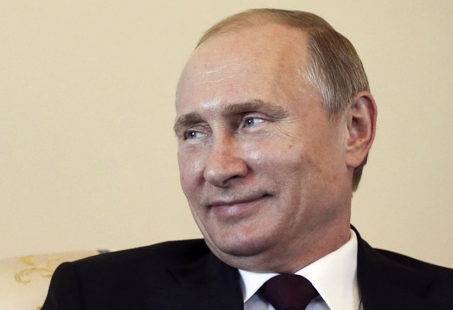 President Vladimir Putin saatis Alar Karisele jõulu- ja uusaastakaardi.