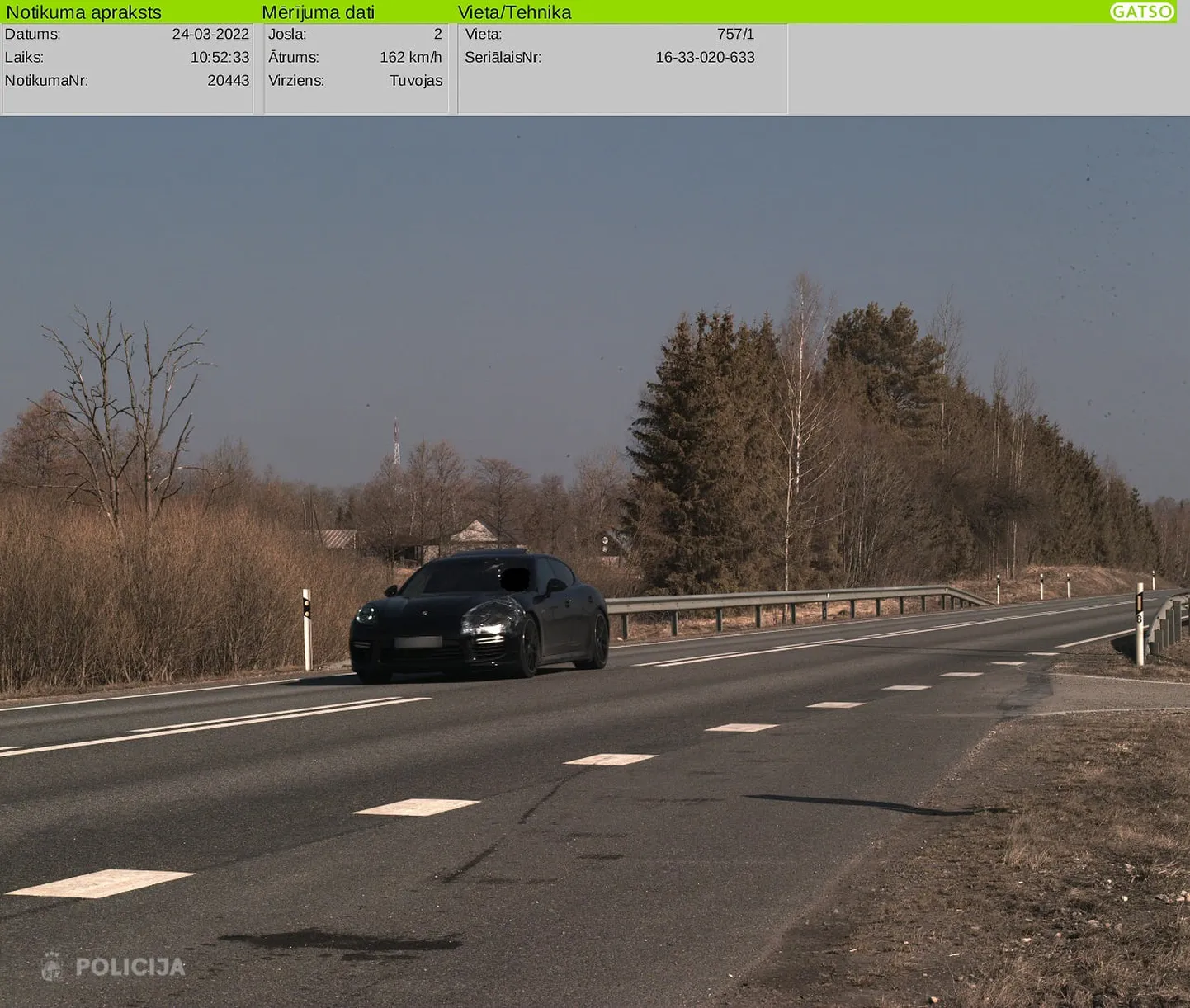 Ātrumpārkāpējs ar Porsche
