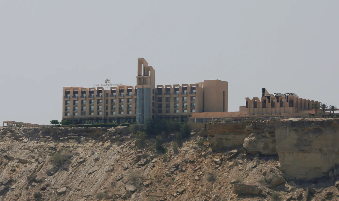 Вид на отель Pearl Continental в Гвадаре.
