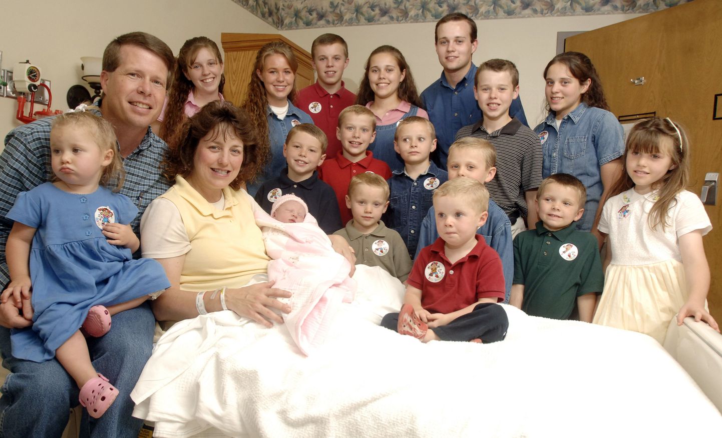 Duggarite perekond 2007. aastal, kui lapsi oli veel 17