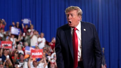 US judge overturns Trump's visa ban for citizens of 75 countries