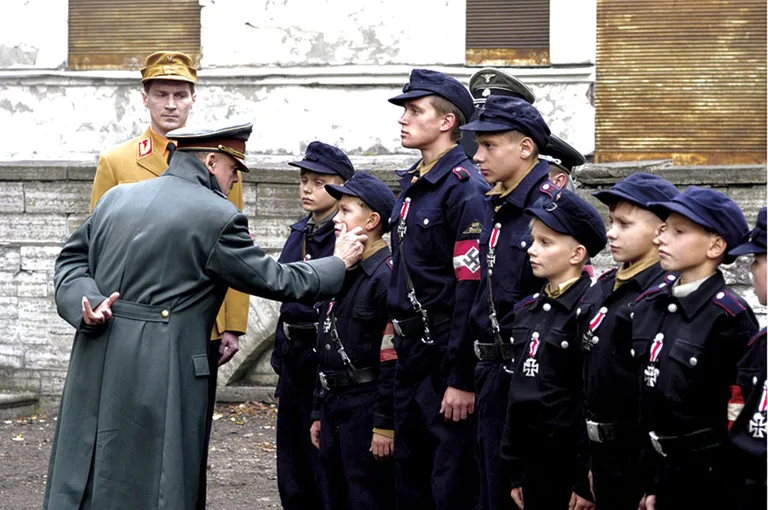 Bruno Ganz 2004. aasta filmis «Downfall» Adolf Hitlerina