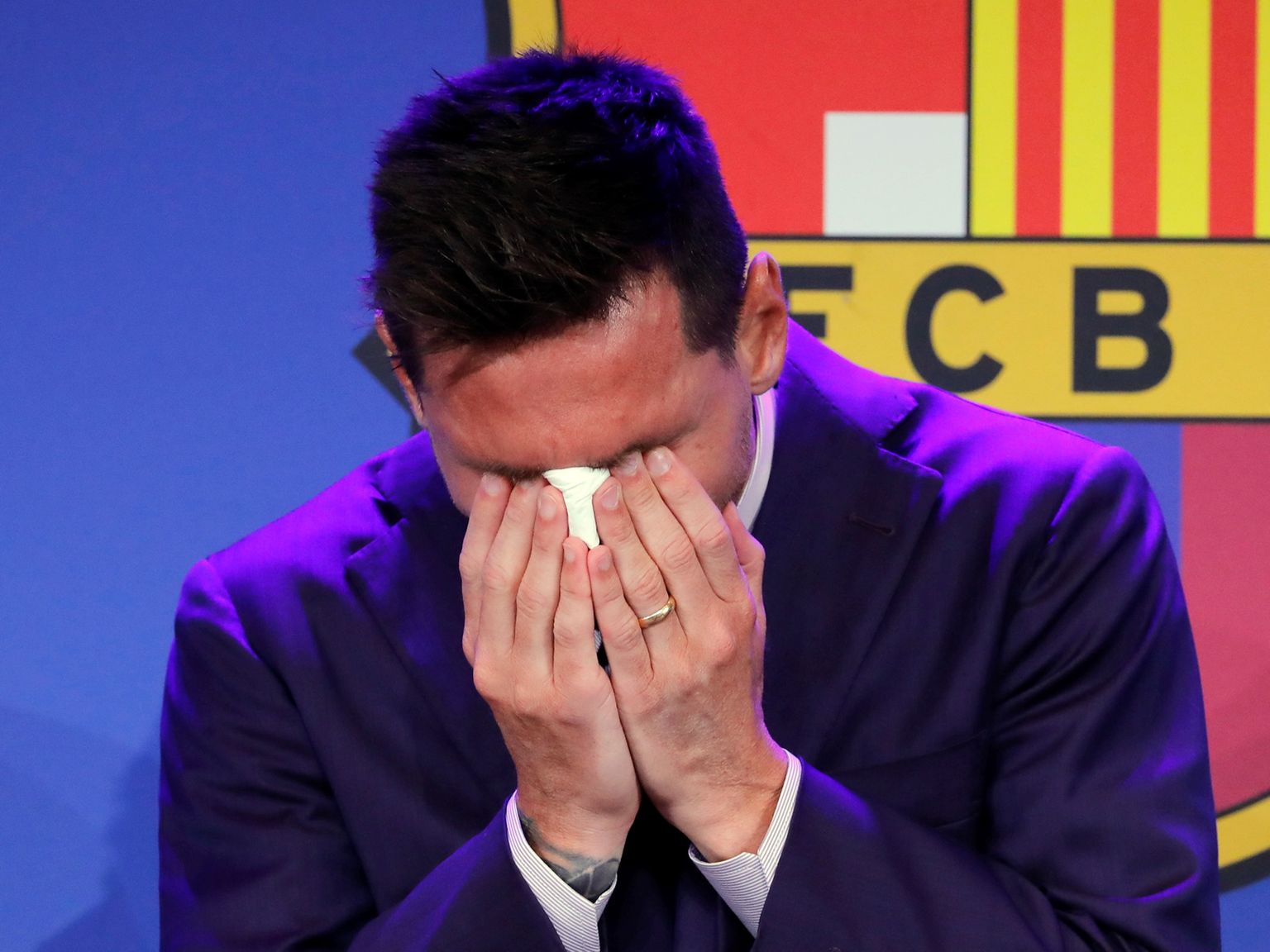 Lionel Messi puhkes nutma 8. augustil toimunud pressikonverentsil, kus ta rääkis oma lahkumisest Barcelona jalgpalliklubist