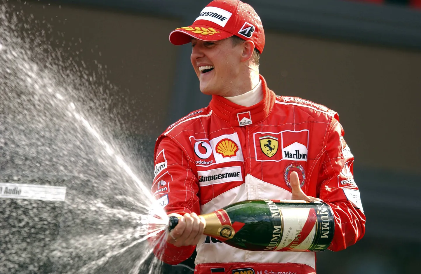 Sakslane Michael Schumacher tähistas 29. augustil 2004 Belgias Spa-Francorchampsi vormel 1 ringrajal võitu.