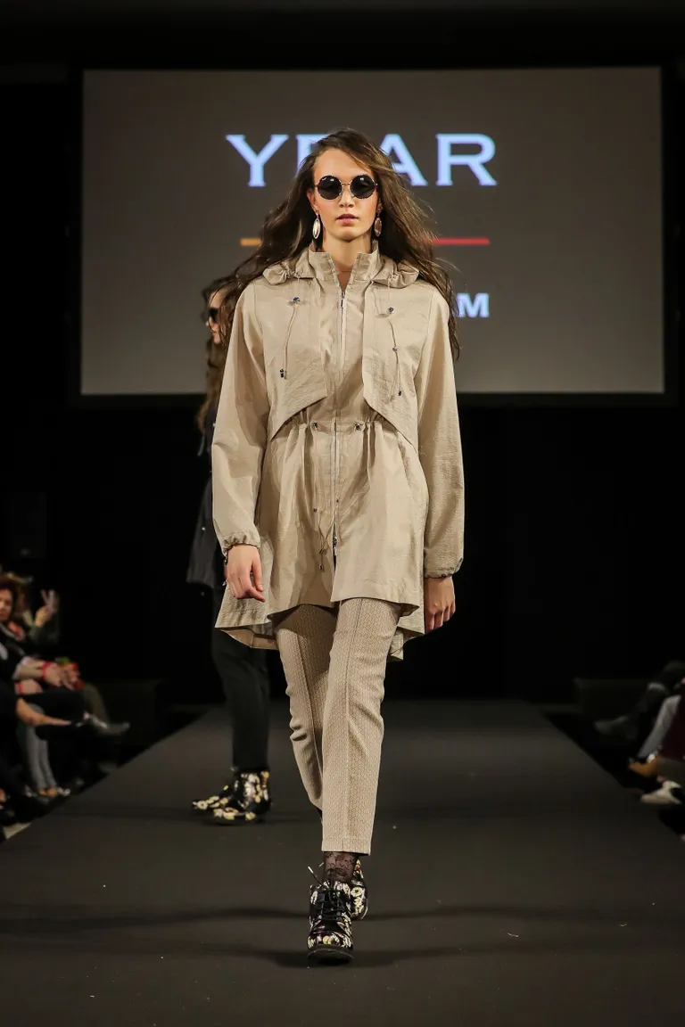 Põnev ülerõivas - printsessiparka. Tallinn Fashion Week - Year by Raivo Holm