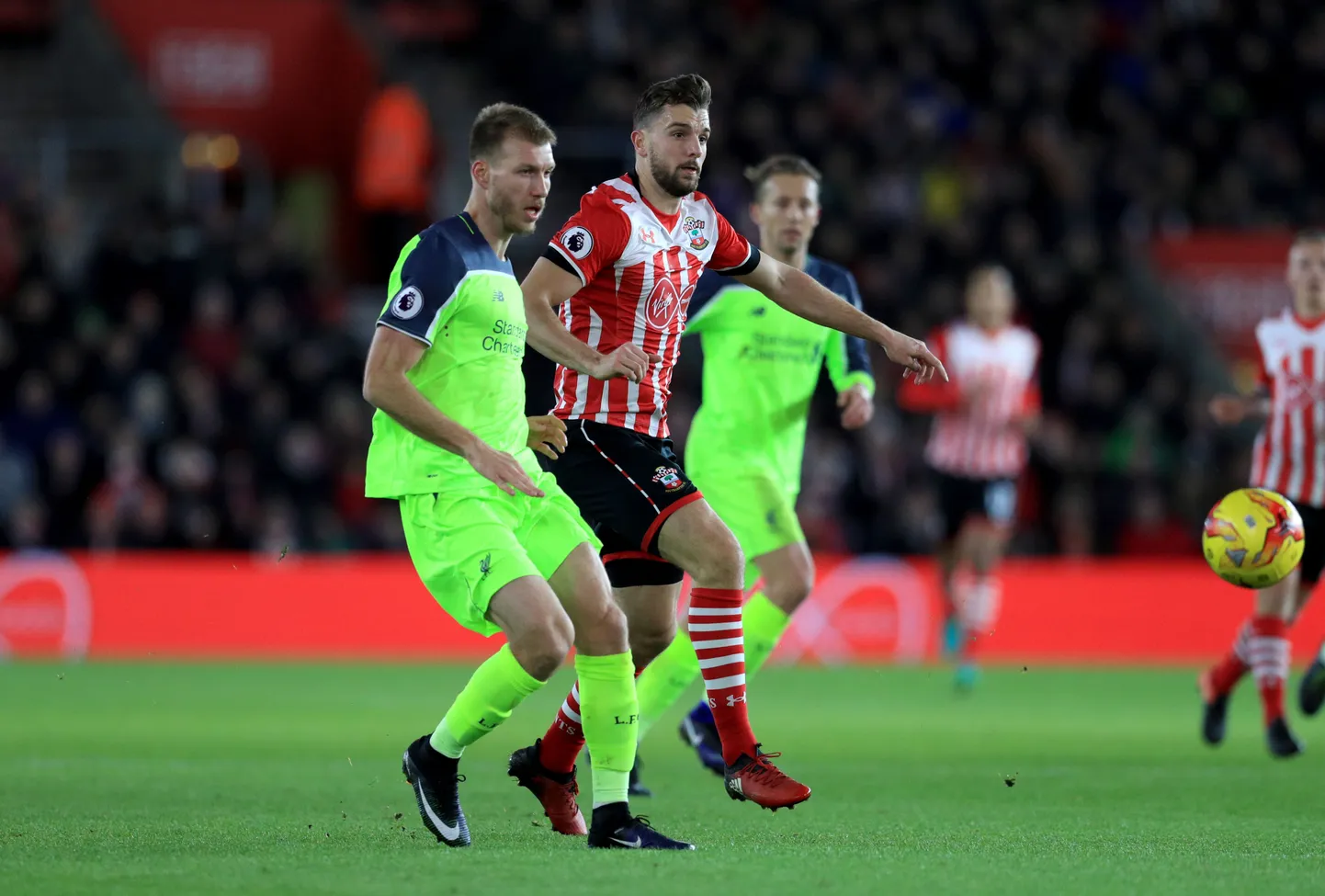Ragnar Klavan (vasakul) Liverpooli särgis.
