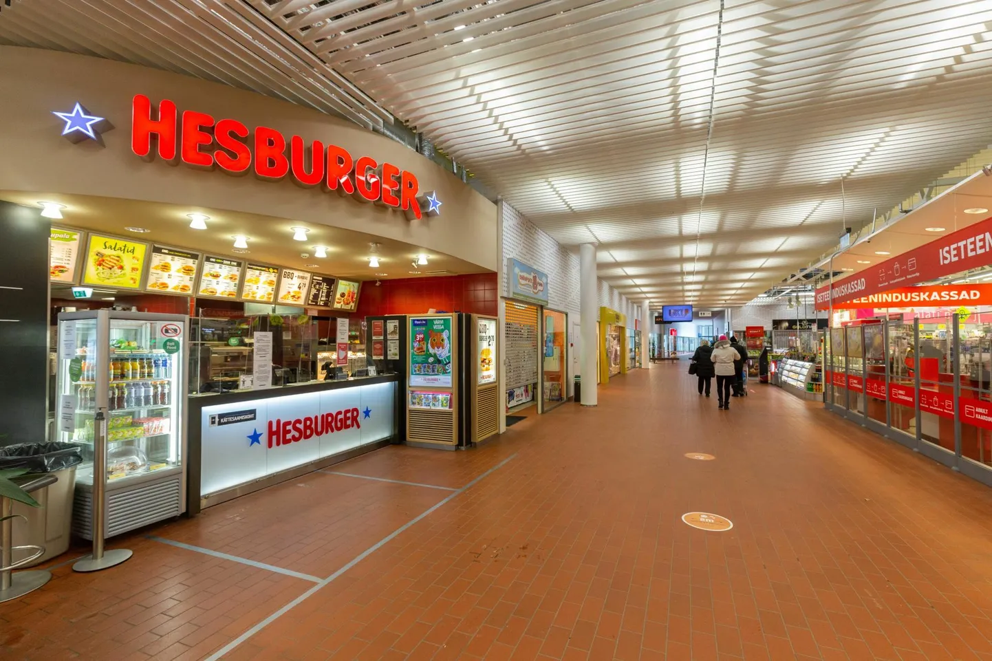 Hesburgeri Viljandi söögikoht asub Uku keskuses.