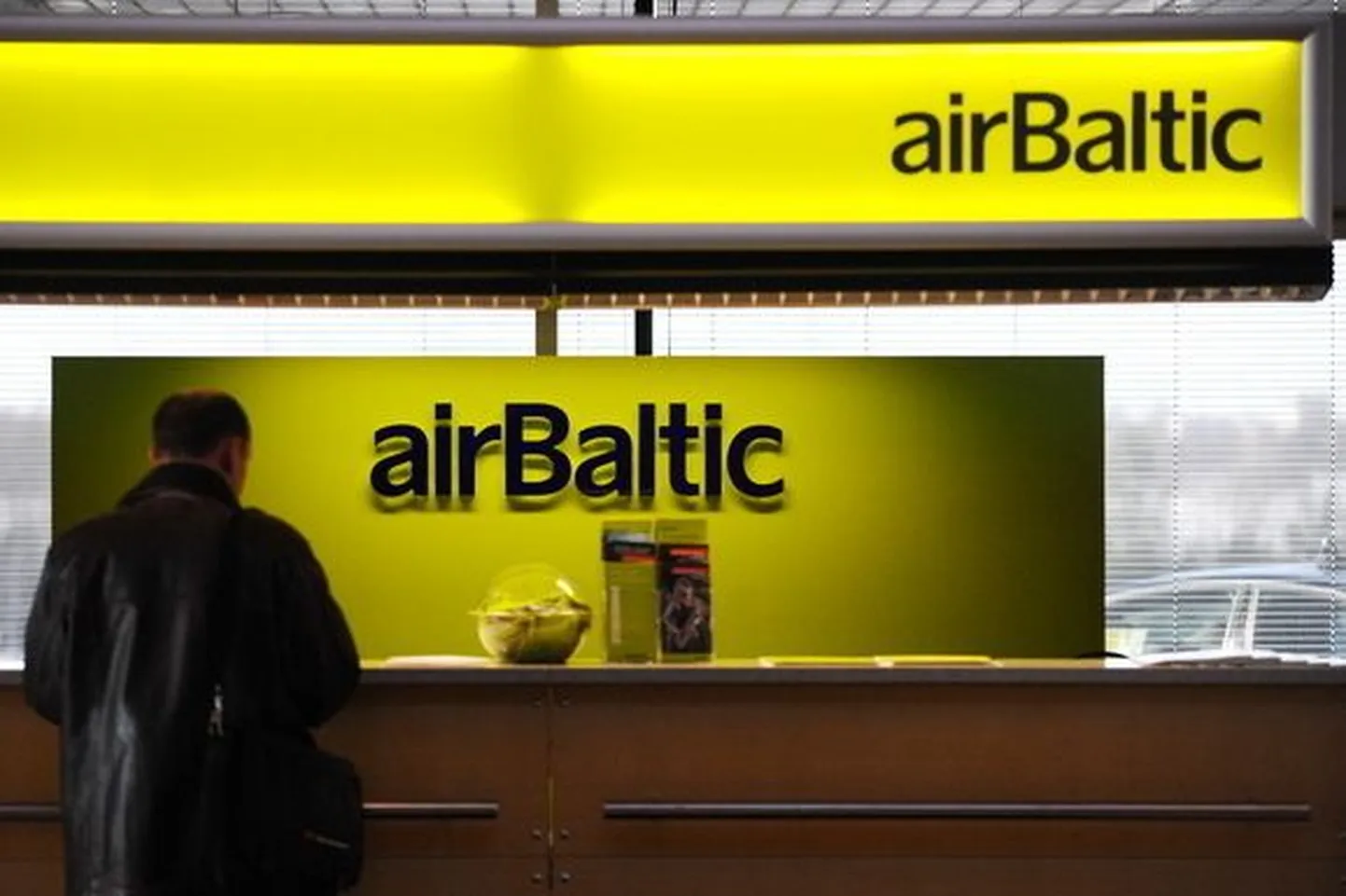 Läti lennufirma Air Baltic esindus Tallinna lennujaamas.