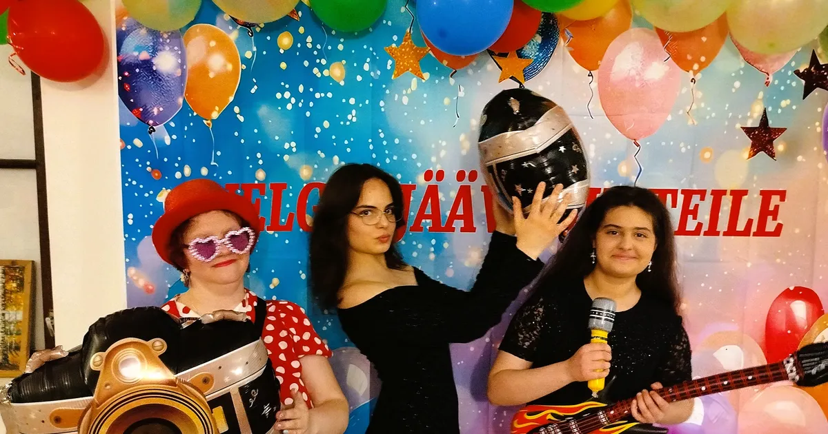 FOTOD JA VIDEO Vaata, kes osalesid Rannus toimunud 80ndate stiilipeol