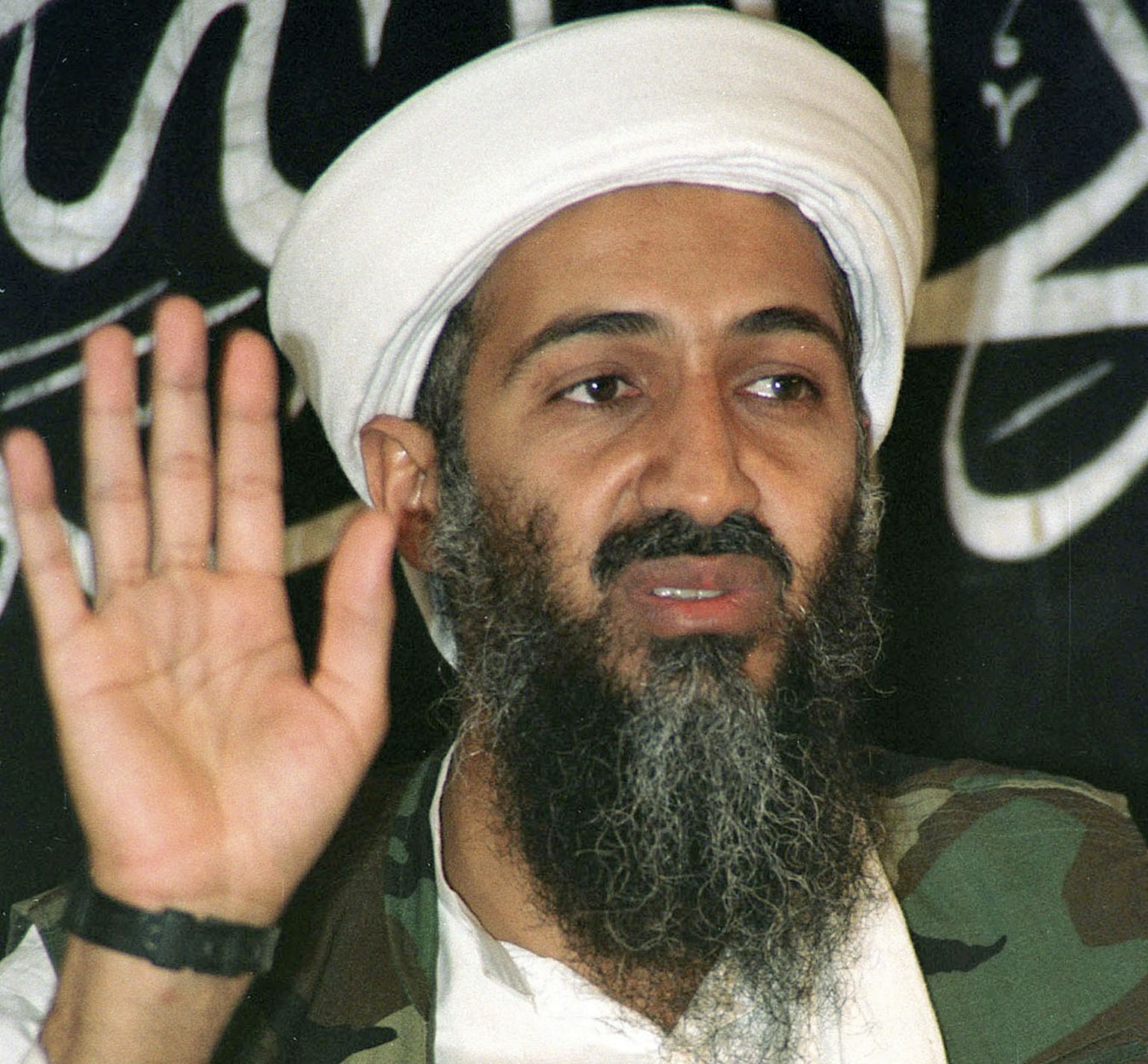 Osama bin Laden 1998. aasta fotol